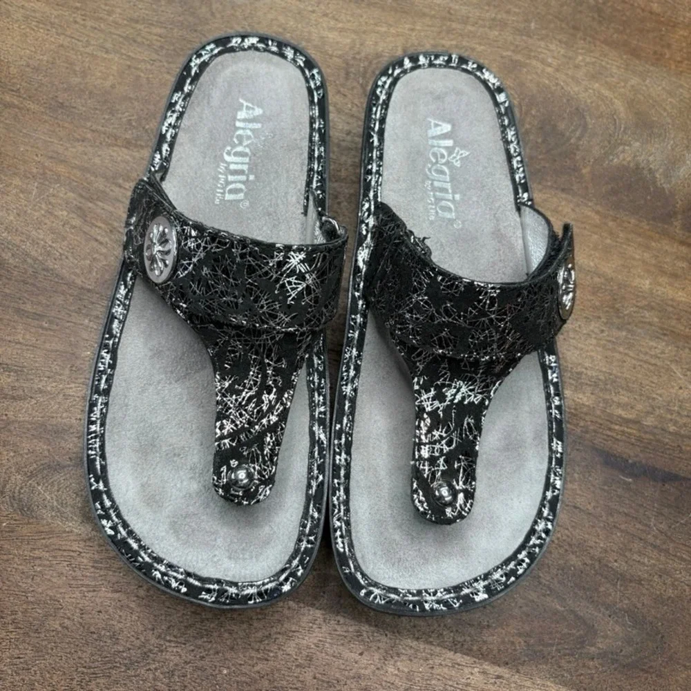 Alegria Sandals EU Size 36 US 6 Black Metallic Leather Arch Support‎